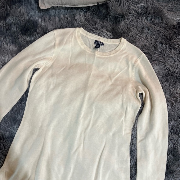 IZOD Women's Cream Long Sleeve Top - Picture 2 of 2
